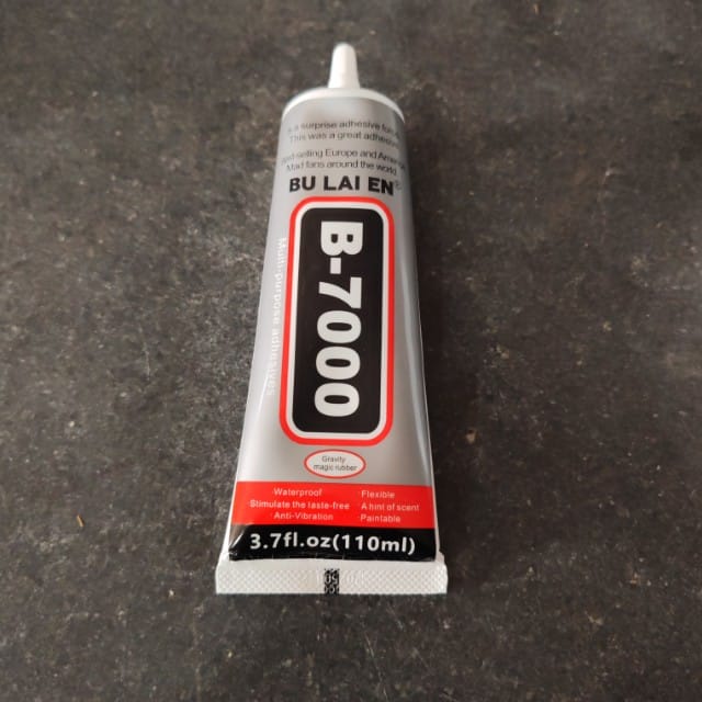 B 7000-glue