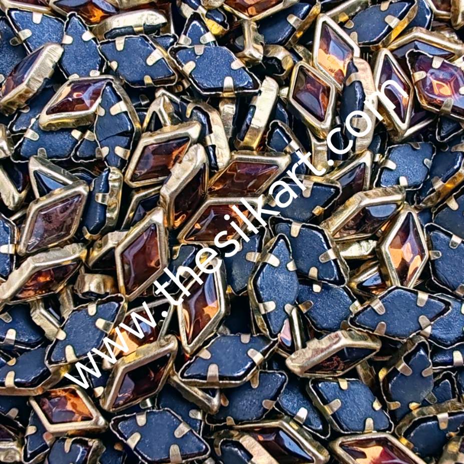 diamond shape glossy gold