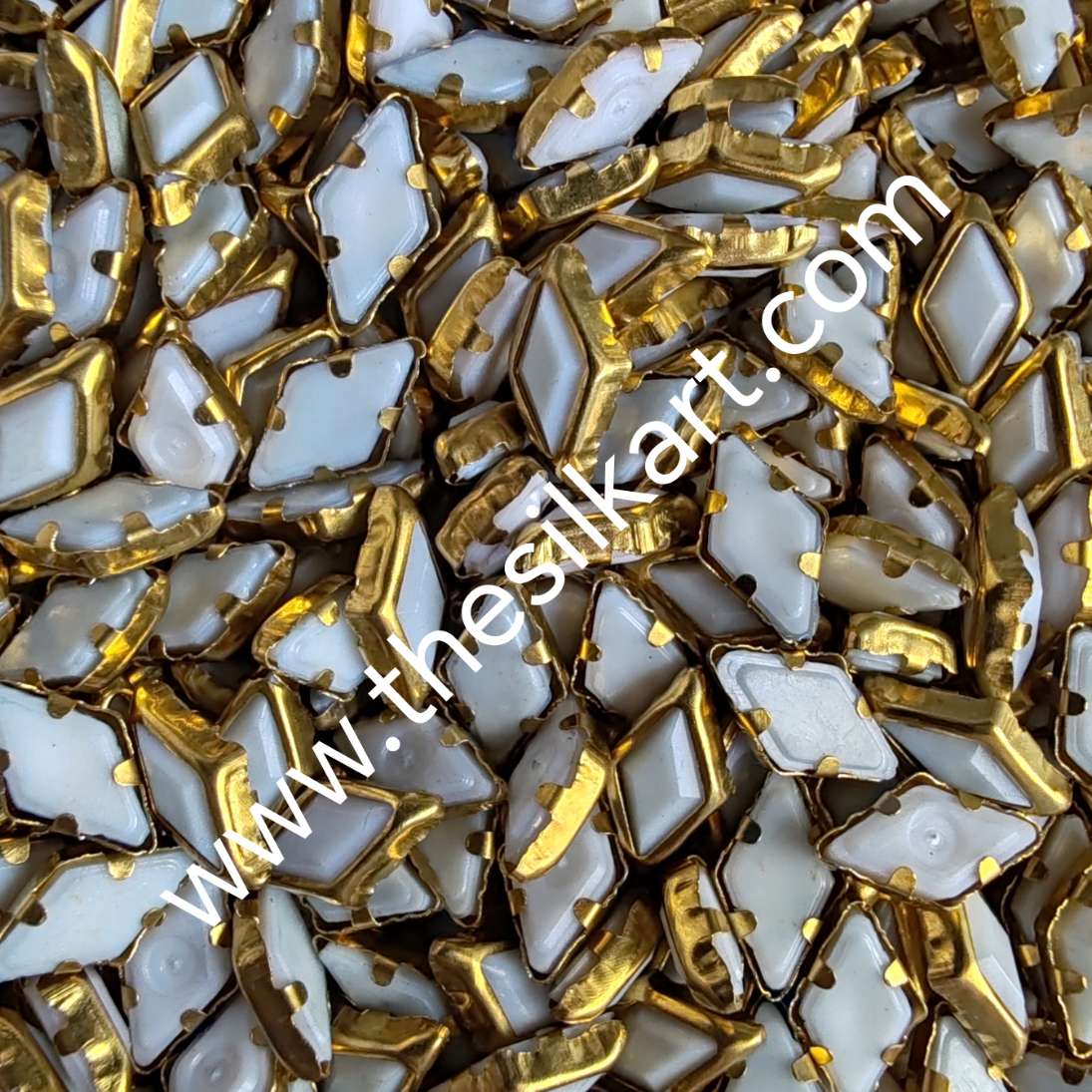 diamond shape ice blue colour matt