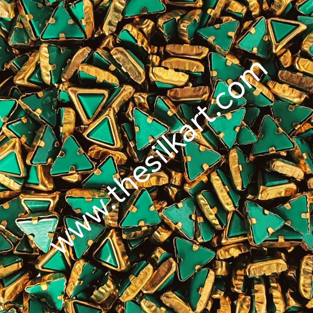 trianglr matt kundans