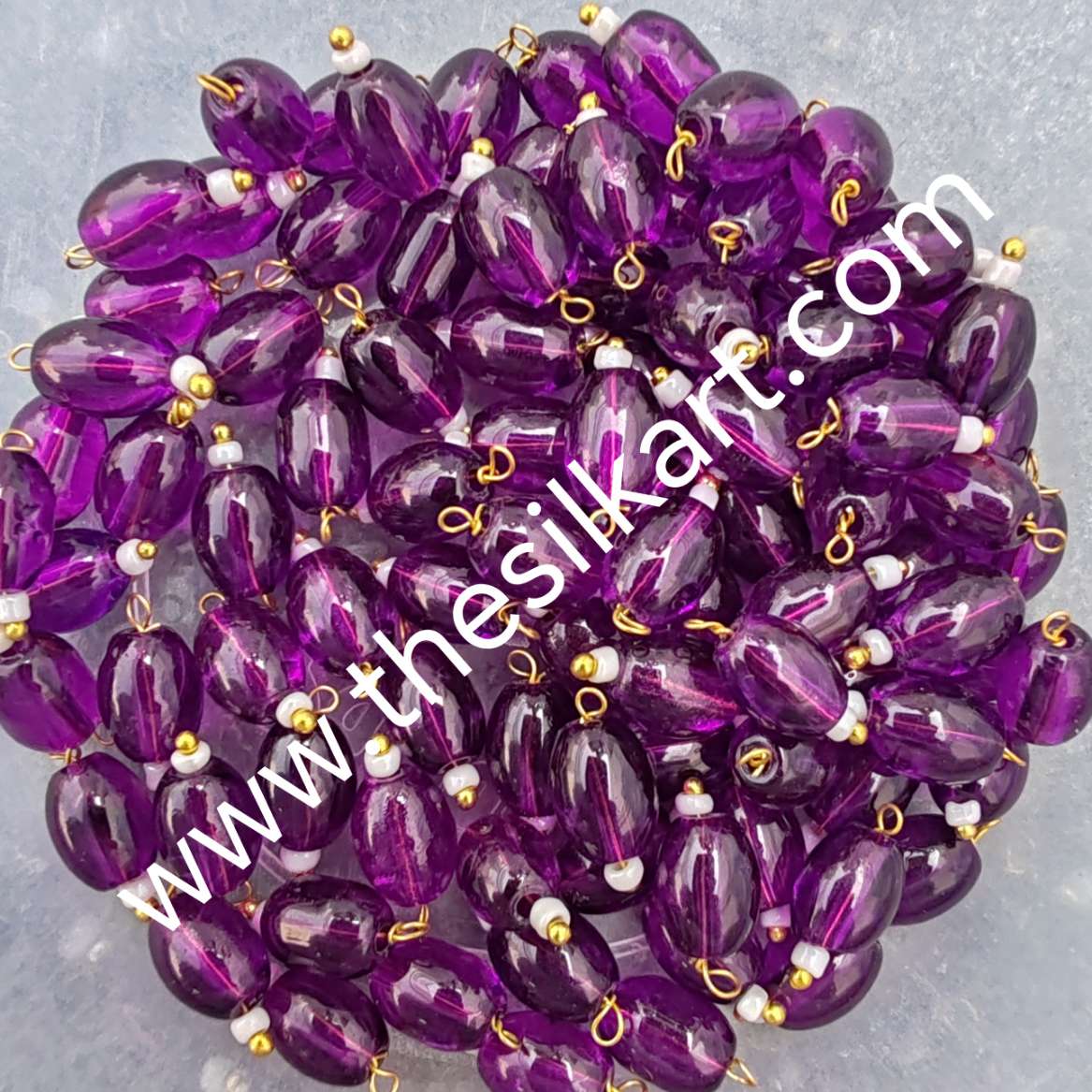 dark purpule hanging beads