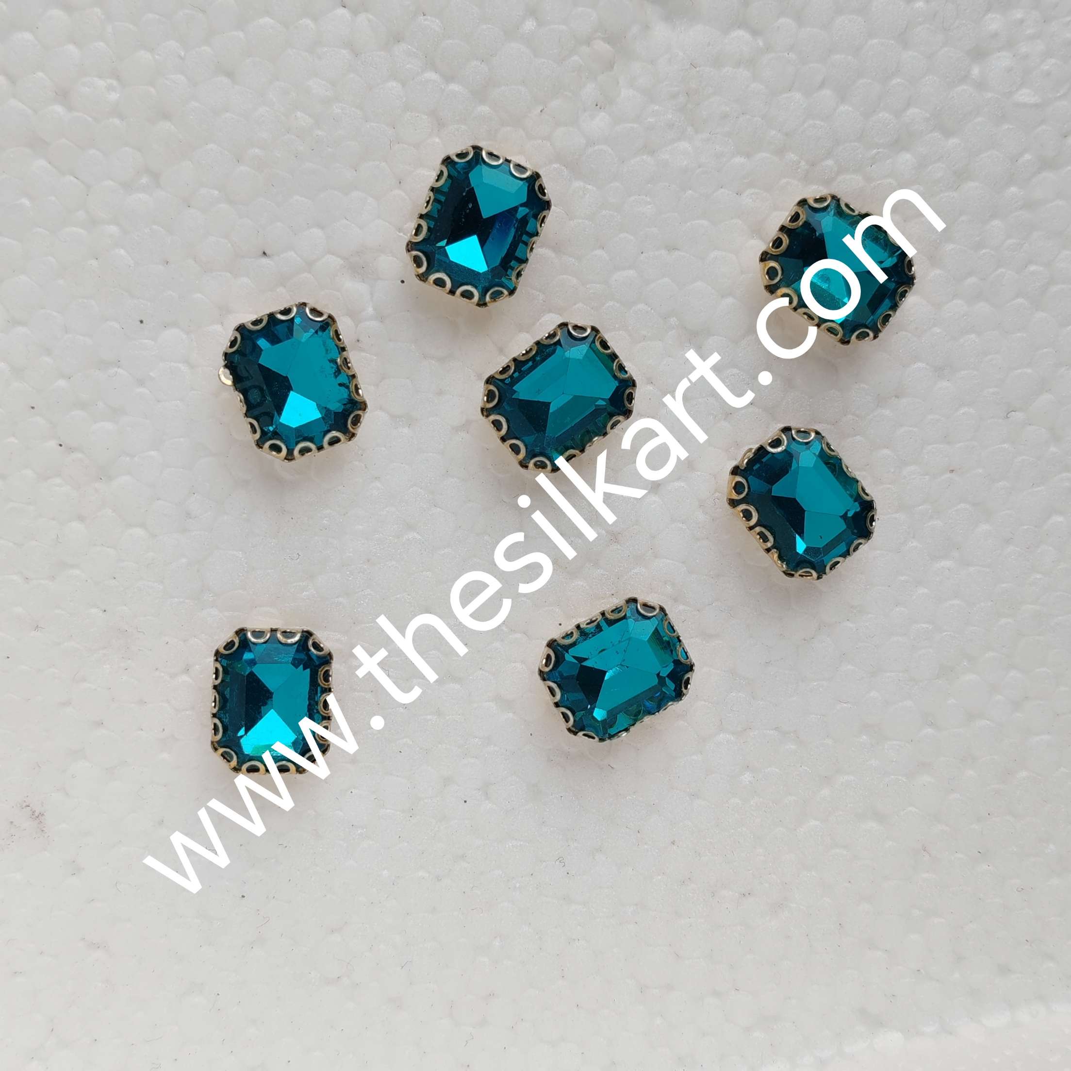 sky blue colour 10*8 size reactangle clipstones