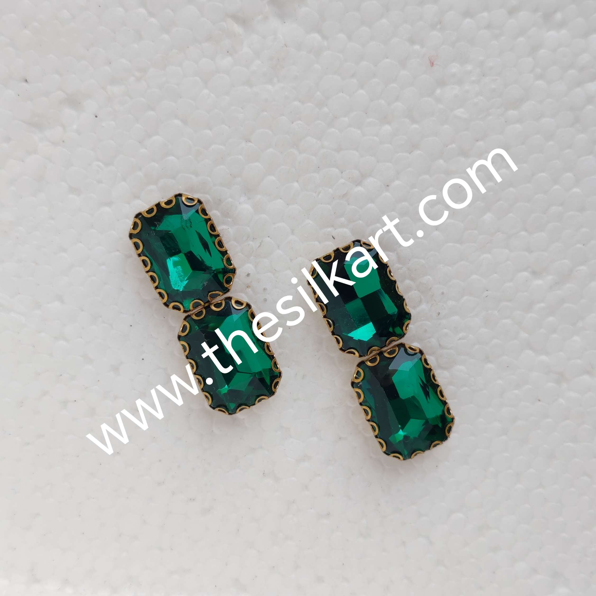 10*14 size dark green clipstones