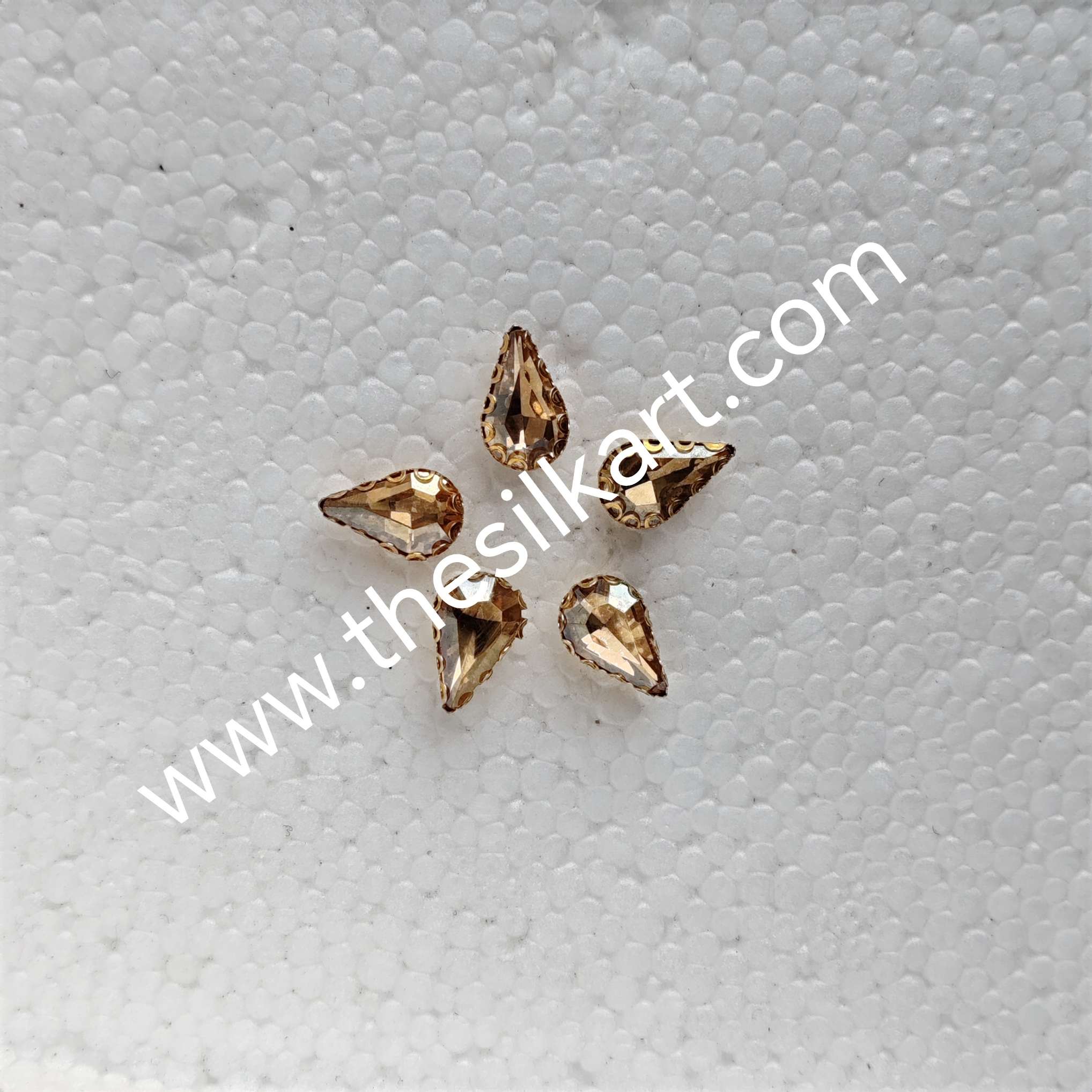 10*6 size droup gold colour clipstones