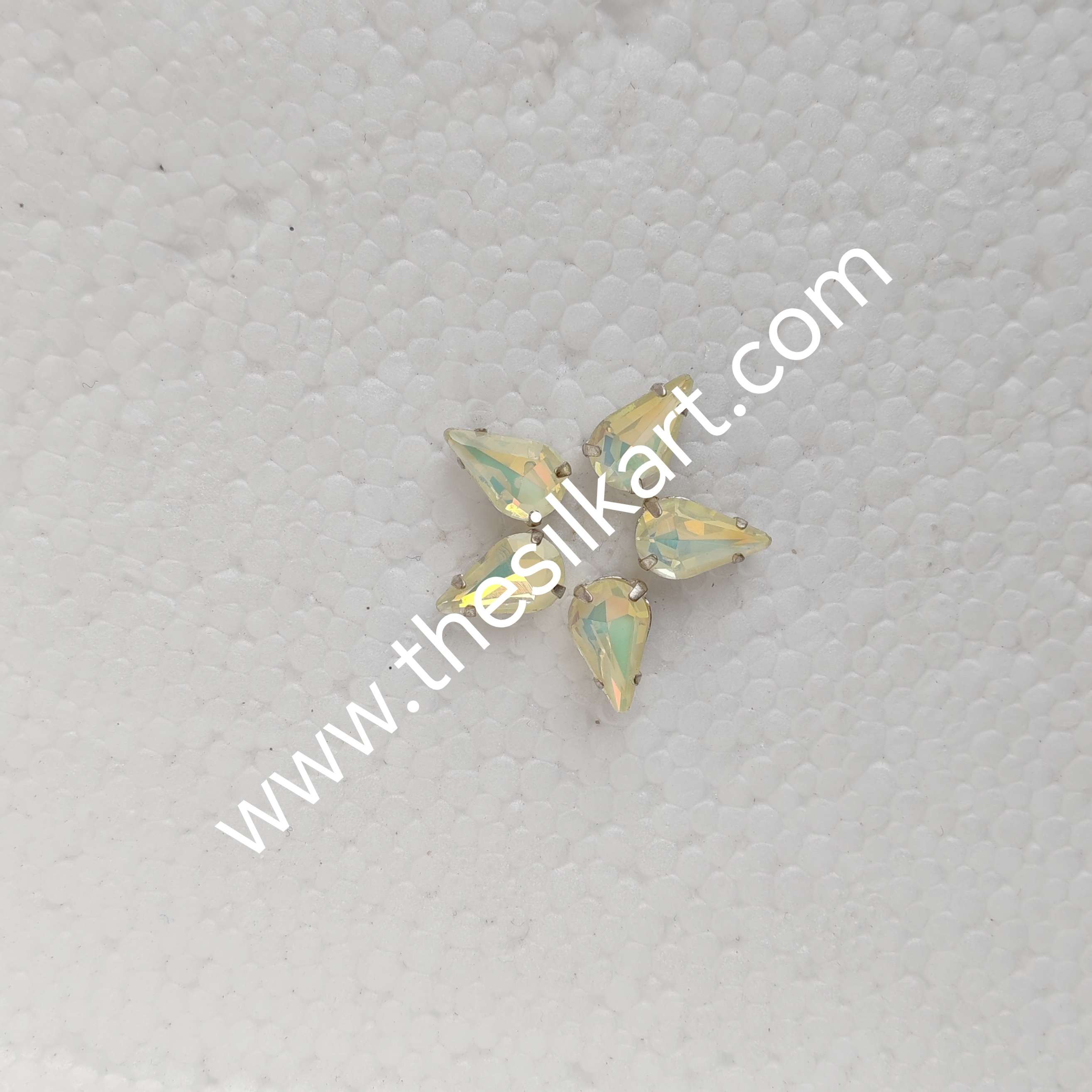 10*6 size droup pestral lemon yellow colour clipstones