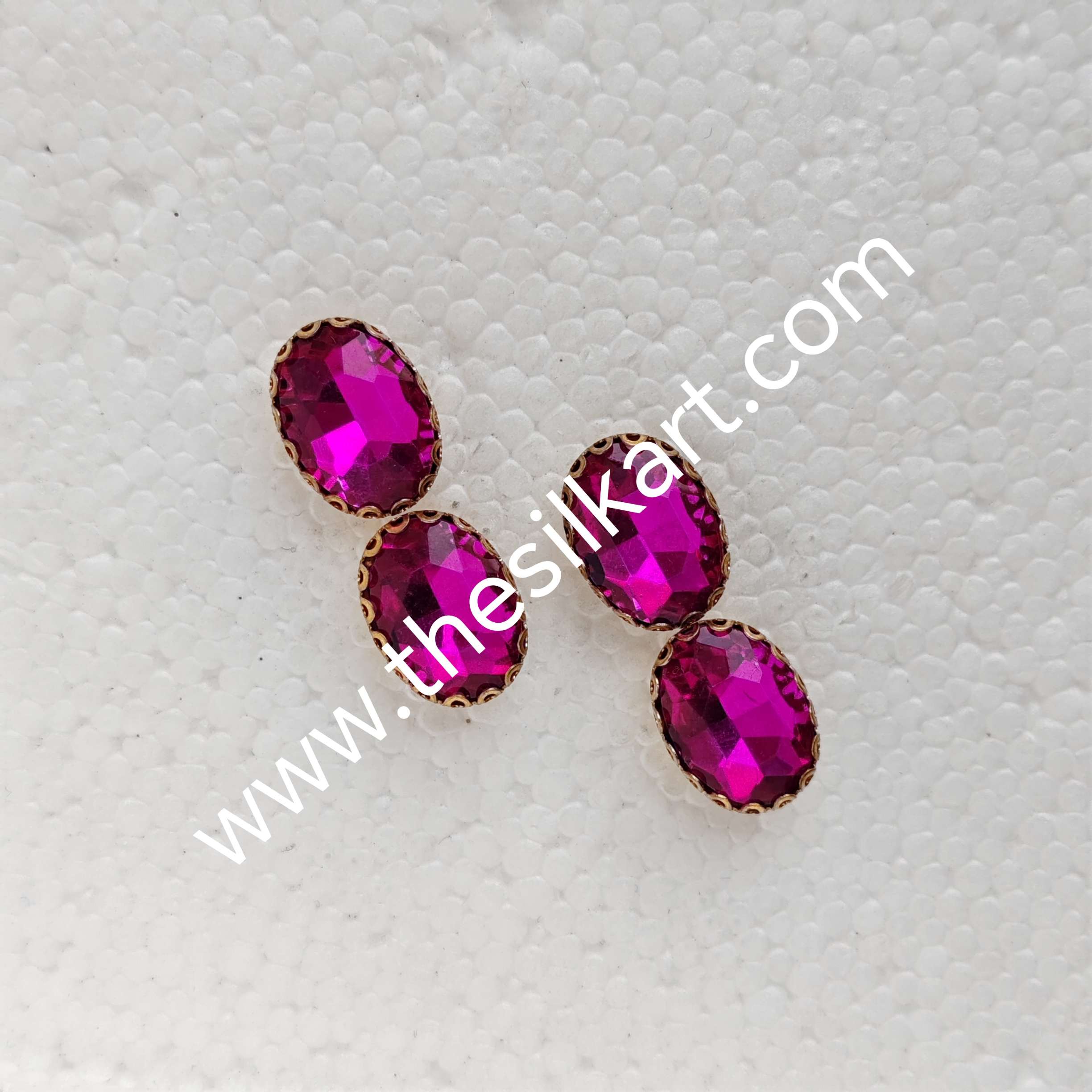 10*15 size oval shape dark pink colour clipstones