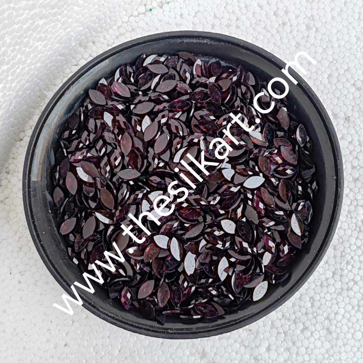 eye shape and raindroup 8*4 size kundans