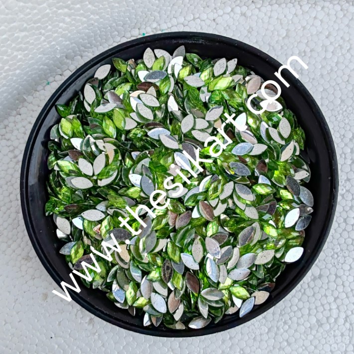 8*4 size eye shape pesara green colour raindroup kundans