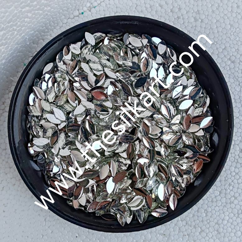 8*4 size eye shape silver colour raindroup kundans