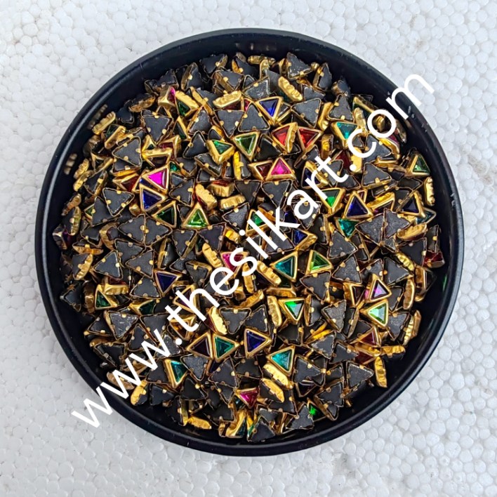 multicolour kundans-Triangle shape