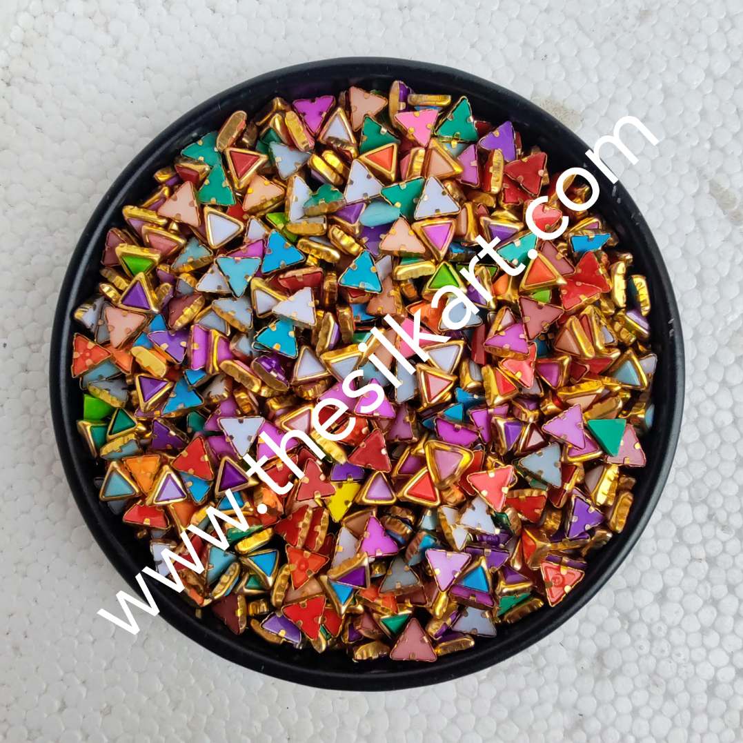 Multicolour Matt Kundans-Triangle shape