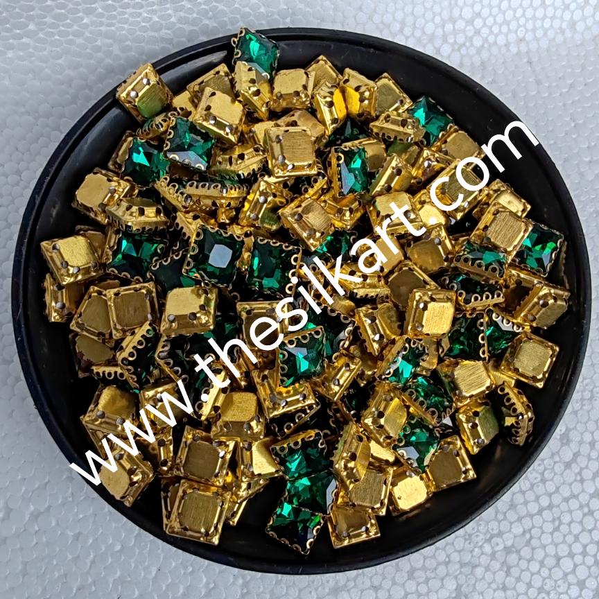 8*8 size square shape dark green colour clipstones