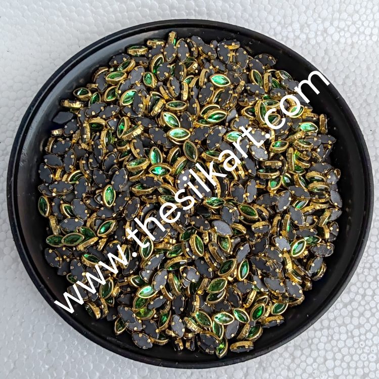 6k eye shape light green glossy kundans