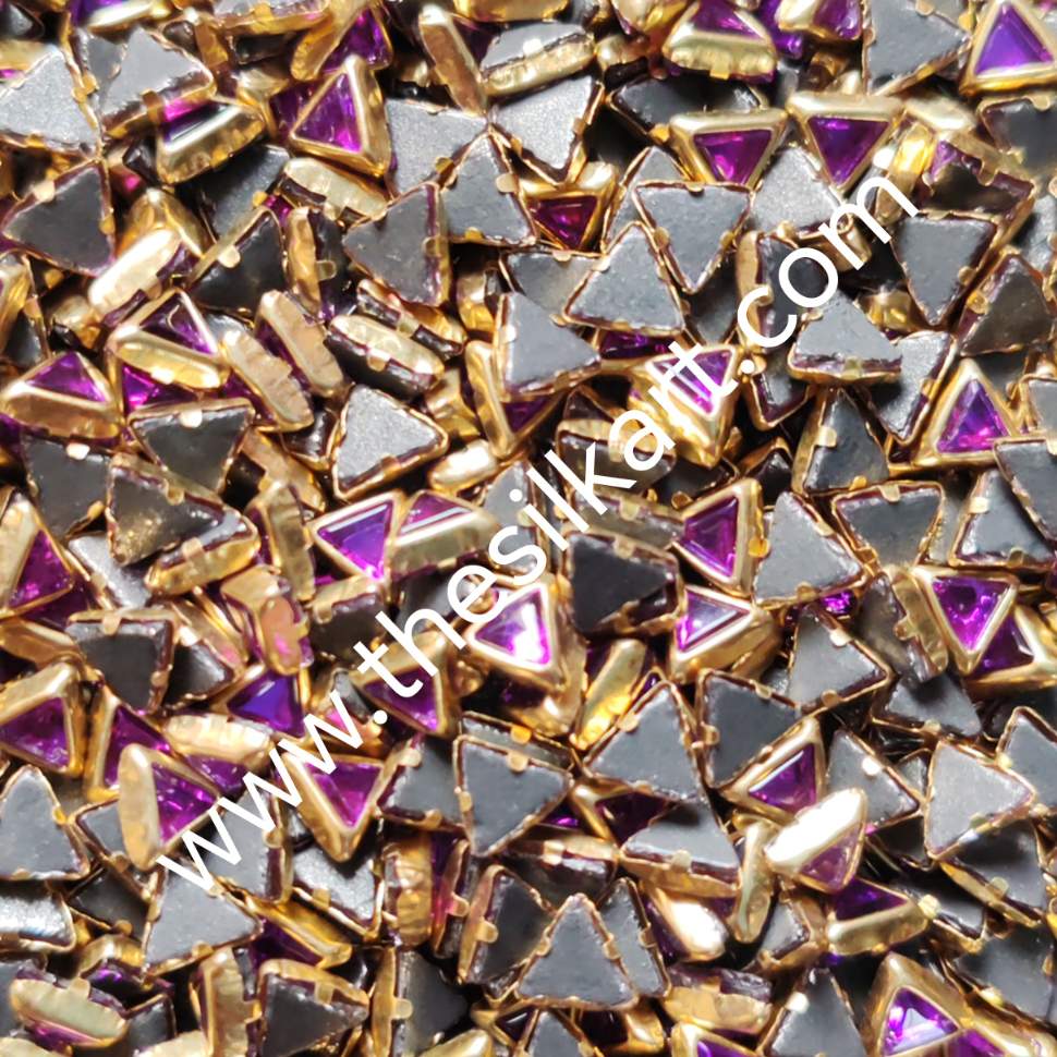 Triangle  purpule glossy